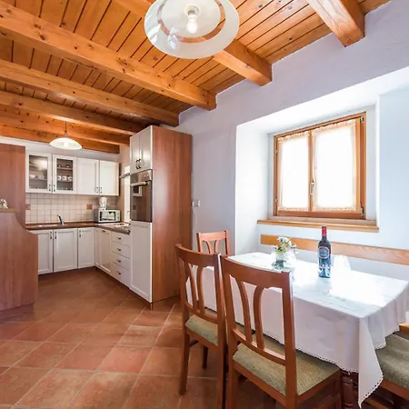 House Legovich With Private Pool Villa Muntrilj