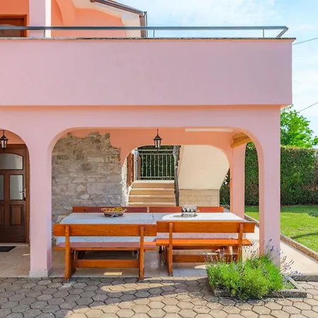 House Legovich With Private Pool